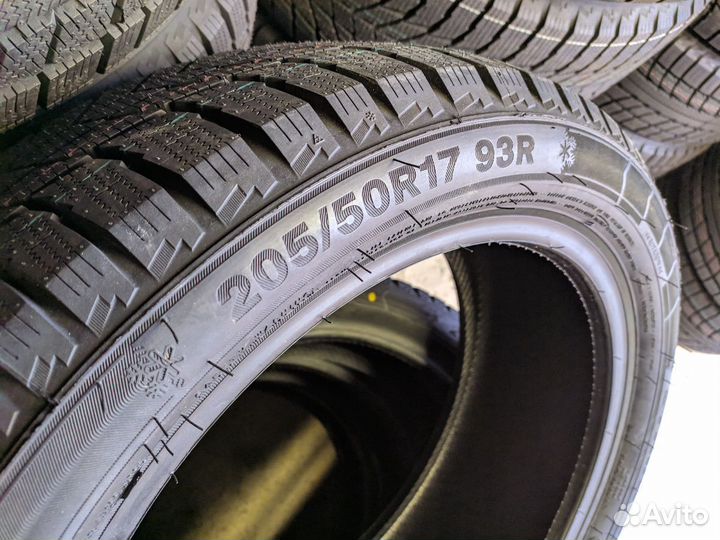 Triangle PL01 205/50 R17 93R