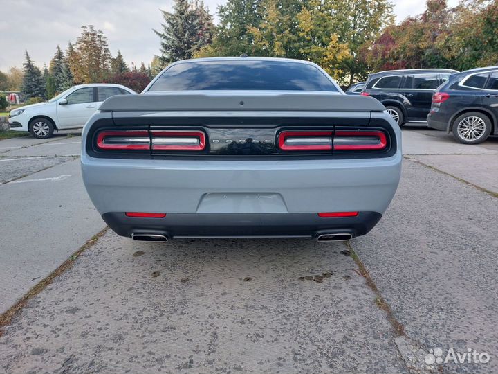 Dodge Challenger 3.6 AT, 2021, 14 400 км