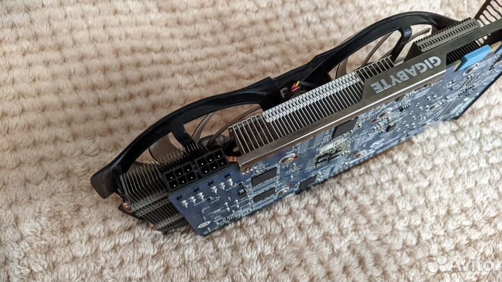 Видеокарта GigaByte GeForce GTX 670 2GB