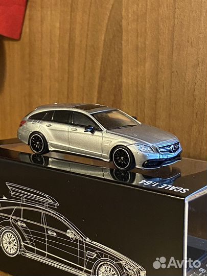Mercedes CLS AMG shooting brake 1:64
