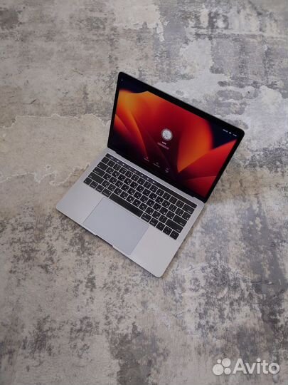 Apple MacBook Pro 13 2019