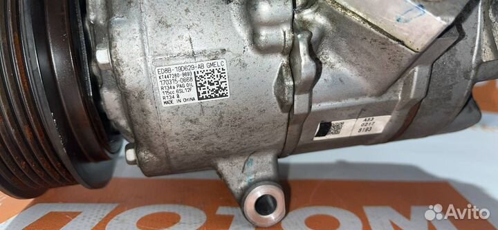 Компрессор кондиционера Ford Fiesta ED8B-19D629-AB