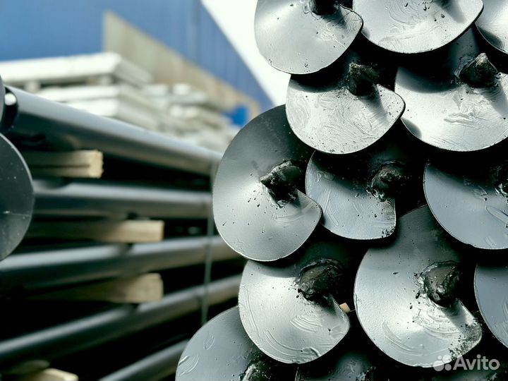 Винтовые сваи с монтажом