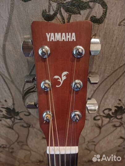 Акустическая гитара Yamaha f310 новая с чехлом