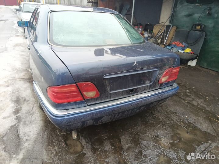 Запчасти mercedes Е класс W210