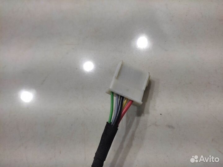 Электропроводка доводчика крышки багажника (BMW 7)
