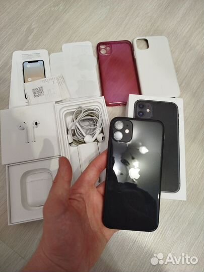 iPhone 11, 64 ГБ