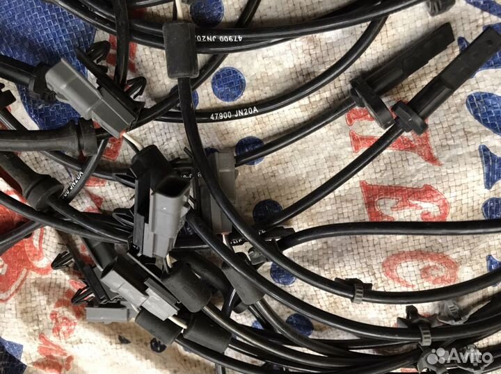 Датчики ABS Nissan оригинал новые
