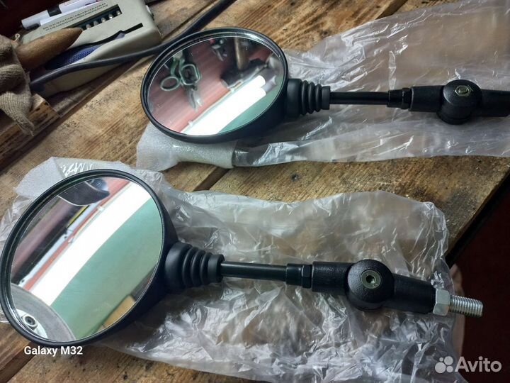 Зеркало заднего вида