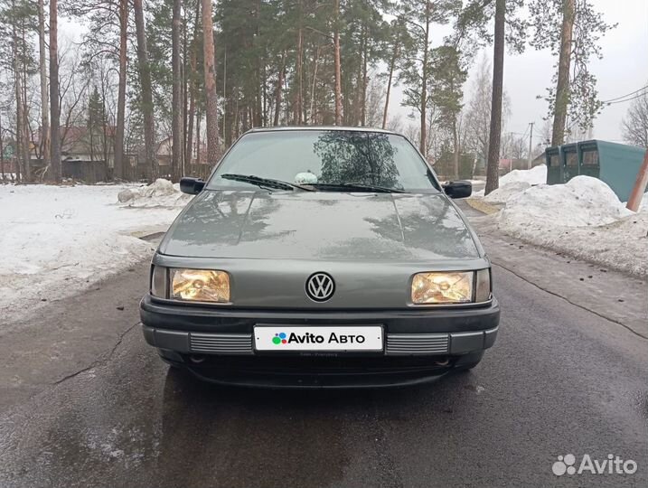 Volkswagen Passat 1.8 МТ, 1988, 300 000 км