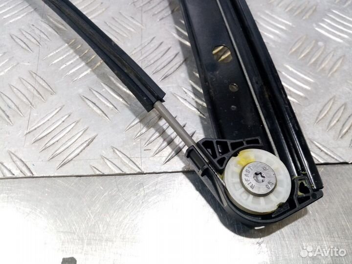 Б/У Стеклоподъемник электрический передний #001