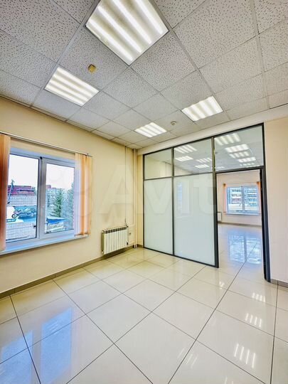 Офис 68м² из двух кабинетов рядом с ТЦ Волна