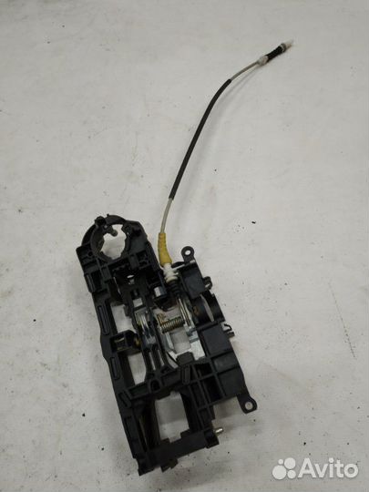 Ответная часть ручки двери задняя левая Bmw 5