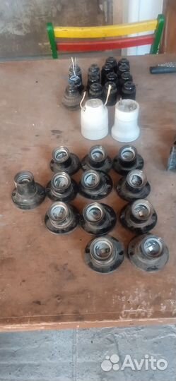 Патрон для лампочки