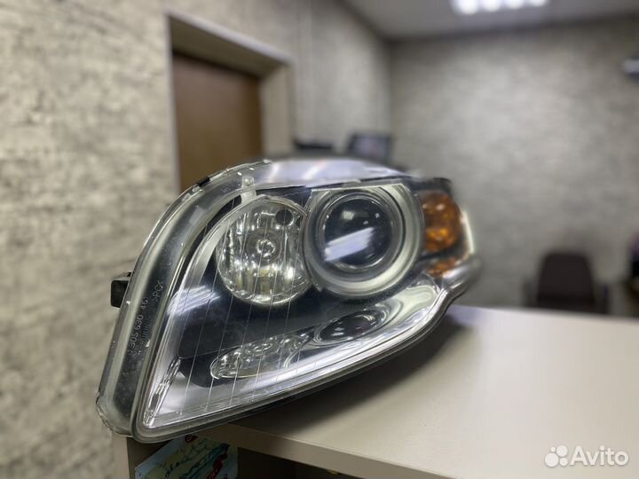 Фара левая ксенон в сборе Ауди А4 Б7 8Е
