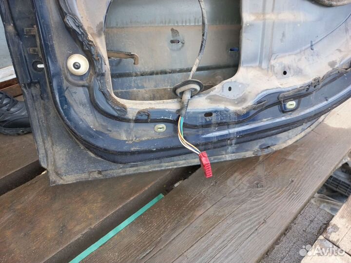 Задняя правая дверь Renault Scenic 1 рестайл