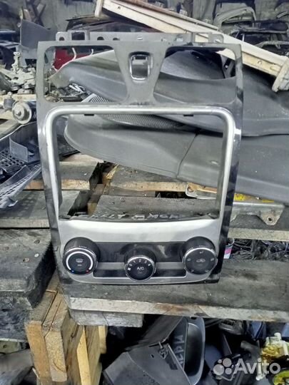 Регулятор печки на Geely Emgrand