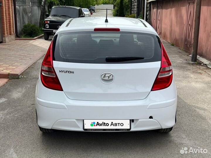 Hyundai i30 1.6 AT, 2010, 187 300 км