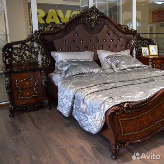 Спальня Джоконда 5-дв. корень дуба глянец