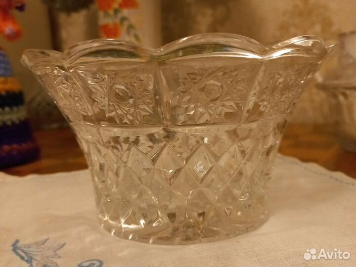 Хрустальная ваза