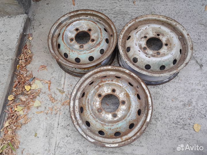 Диски R16 на Ниву