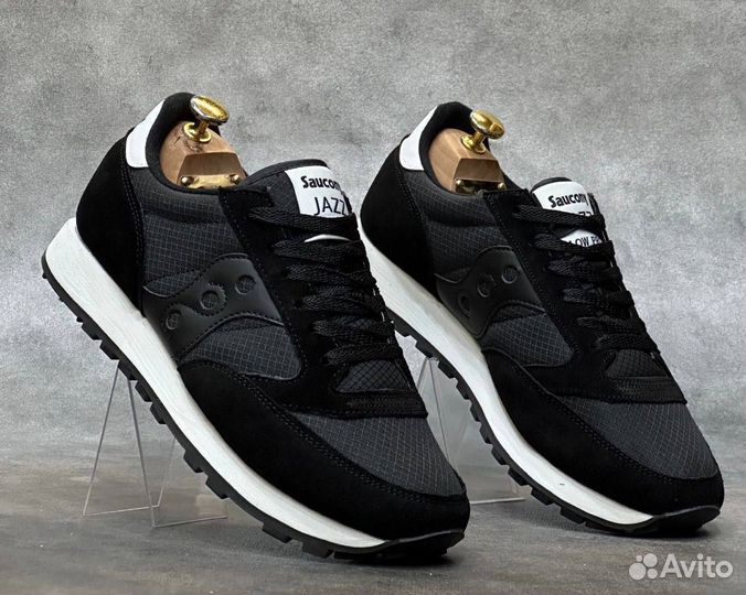 Saucony jazz чёрные разм. 41