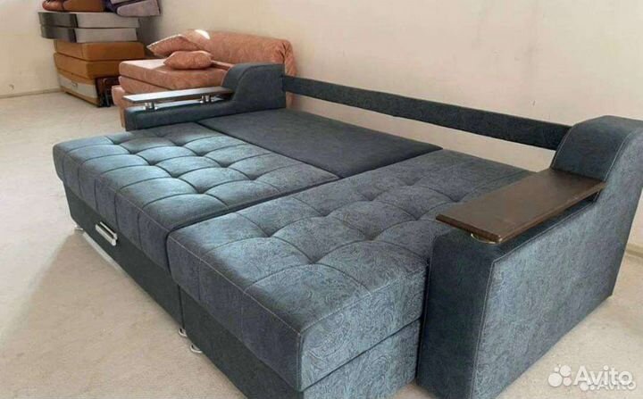 Диван угловой