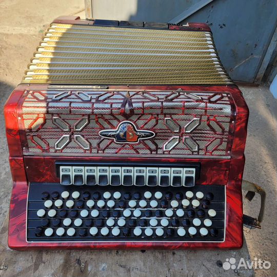 Баян Barcarole Professional