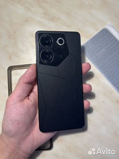 TECNO Camon 20 Pro 5G, 8/256 ГБ
