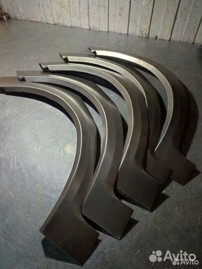 Кузовные арки Nissan Wingroad