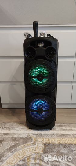 Большая музыкальная колонка с блютузом и караоке