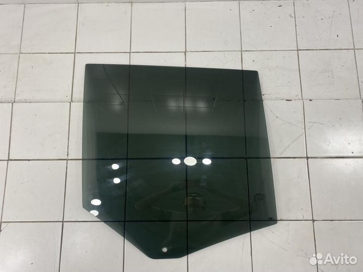 Стекло двери задней правой Volvo XC90 I (2002—2006)