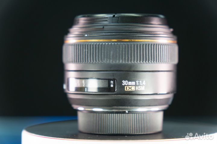 Объектив Sigma AF 30mm F1.4 DC HSM для Nikon