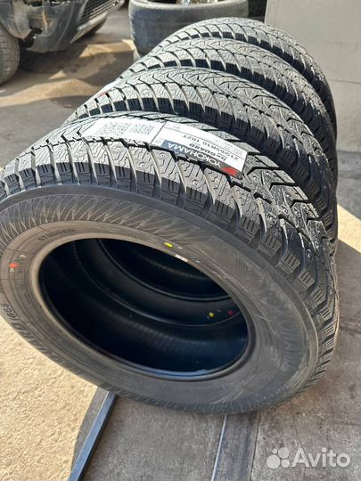 Yokohama Ice Guard IG65 215/65 R16 102T