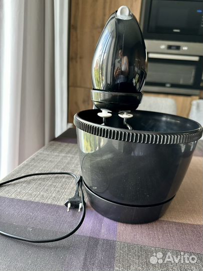 Миксер с чашей philips