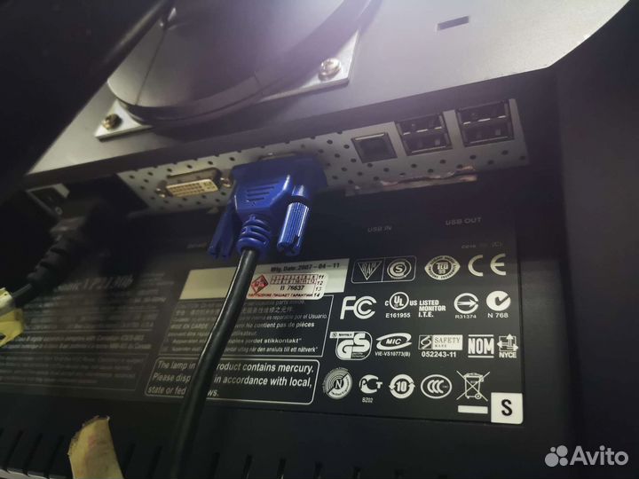 Монитор Viewsonic VP2130b