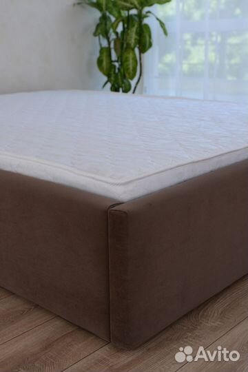 Кровать 140х200 с подъемным механизмом + матрас