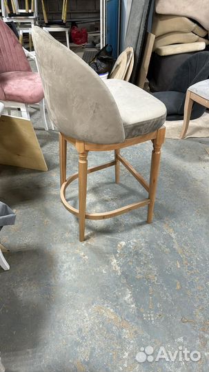 Барные, полубарные стулья под заказ