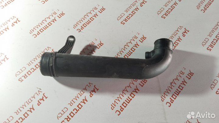 Патрубок впускной системы Volkswagen Touran BLP