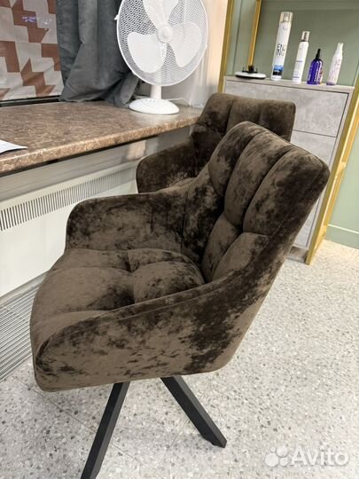 Мягкие стулья-кресла