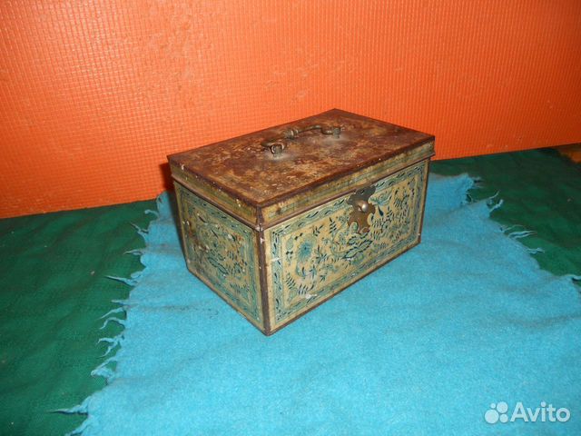 Коробка Банка П. С. Досманов Пермь (жесть)