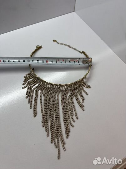 Ожерелье-чокер Zara золотой с камнями