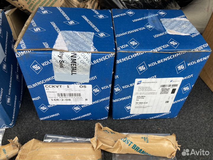 Поршень (поршнекомплект ) OM102.984 93968610