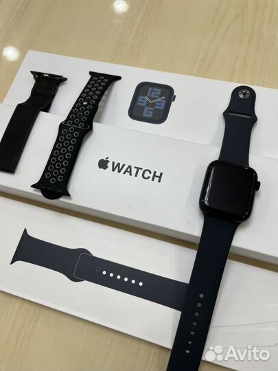 Apple Watch SE (2022) 44мм