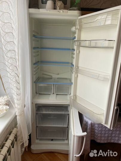 Холодильник 180 см Indesit