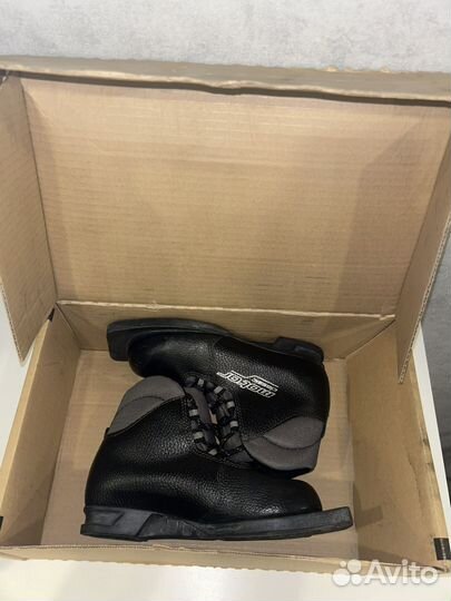 Лыжные ботинки motor