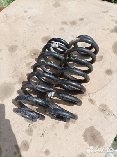 Задняя пружина BMW X5 E53