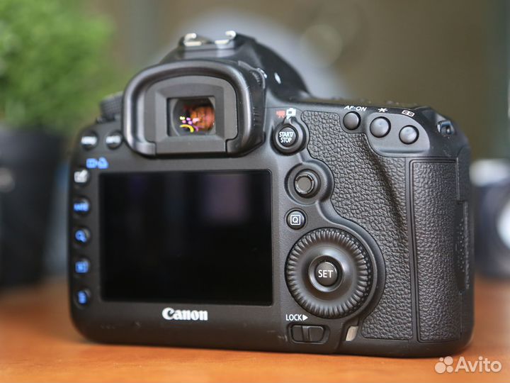 Canon 5D Mark III (идеал, комплект, пробег 547 кад
