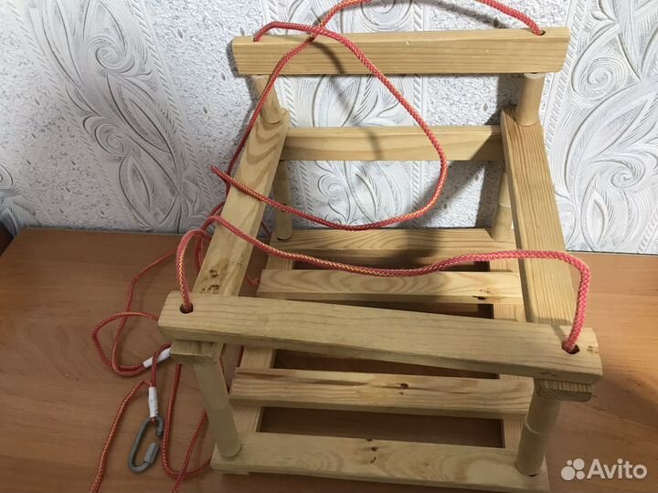 Качели, бассейн