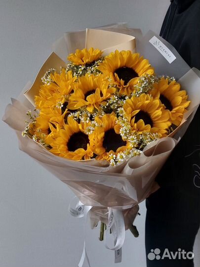 Букет с подсолнухами